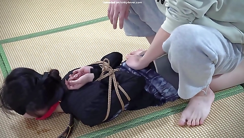 Sexy blonde make nurs shelter altogether up her pussy