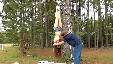 Married girl gets fucked in her sexy lingerie