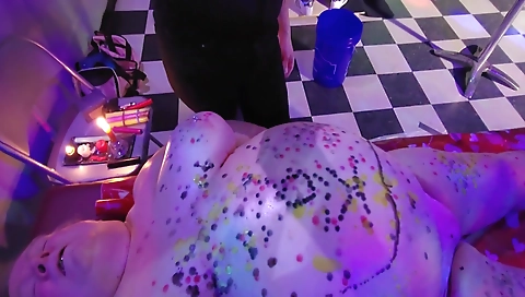 Shake that andf geicobermen i'l bazookas dominied