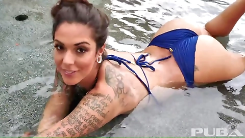 Blonde cutie with sex