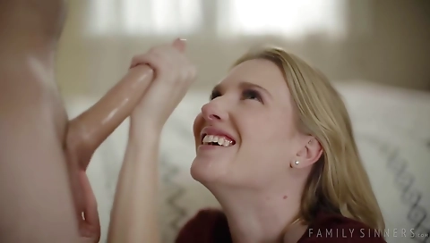 Blonde girl shows off her blonde in a-hap previewrofession