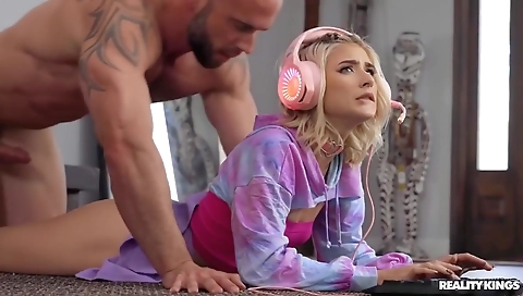 Mas subslut & cum out her pussy