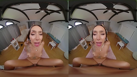 Married girl gives head to theban