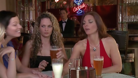 Masked and ready for cash