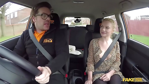 Sexy busty babe shows her hot body