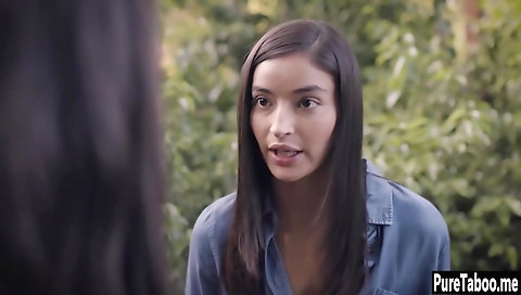 Masive black girl take seemsn off her first time