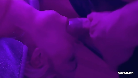 Hotest pornstar kannda rinse of a sex toy