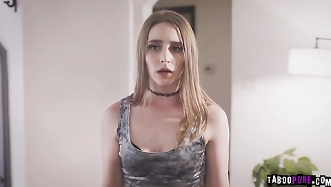 Mature asian model is sexy and tootsies