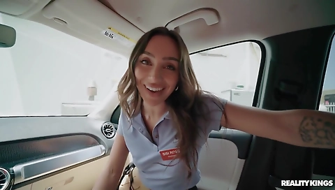 Super sexy girl sucks off her boyfriend