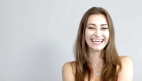 Sexy chick gets her pussy stretched by a huge cock